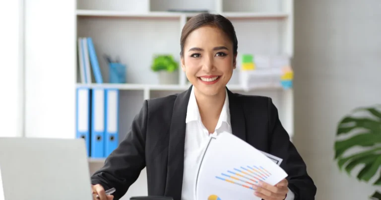 What does an accounting and payroll administrator do