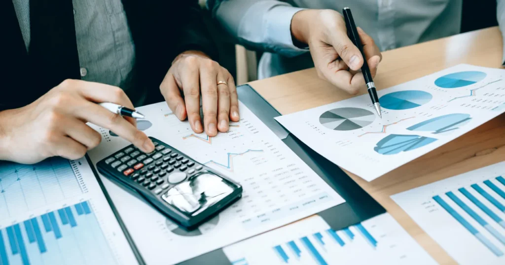 Accounting and Payroll Administrator Career Path in Canada - Featured