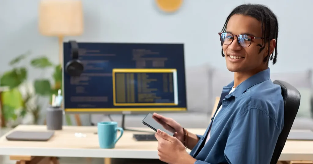 Software Developer vs Network Administrator - Featured